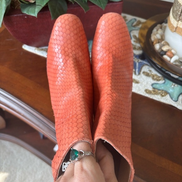 Brand New Farylrobin Anthropologie Genuine Leather Cognac Side Zip Ankle Boot - Picture 12 of 16